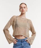 Blusa em Tricô com Ponto Aberto e Coração Frontal - 1