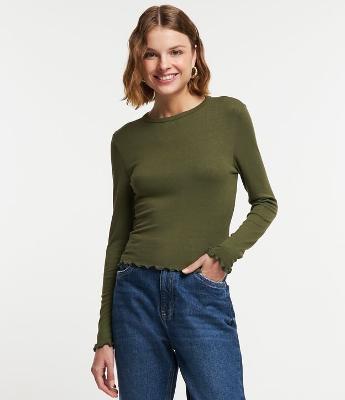 Blusa Manga Longa em Viscose com Frufru nos Punhos e Barra