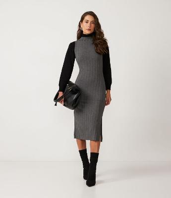 Vestido Midi em Viscose com Golinha Alta Básico e Canelado