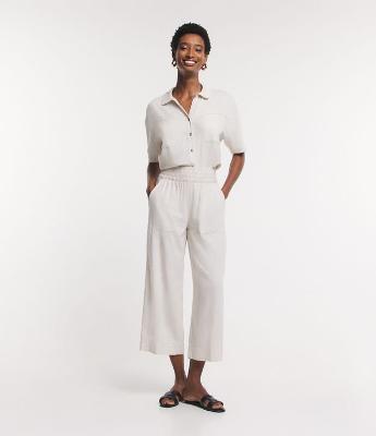 Calça Pantacourt em Sarja com Efeito Linho