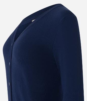 Cardigan em Tricô com Fechamento em Botões