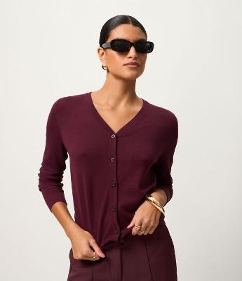 Cardigan em Tricô com Fechamento em Botões