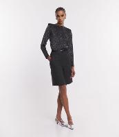 Bermuda Alongada Alfaiatada com Estampa Risca de Giz - 1