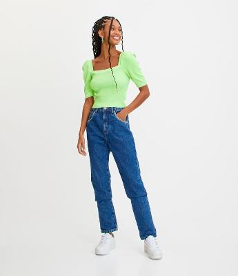 Blusa em Tricô Canelada com Manga Curta