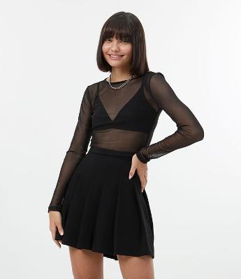 Blusa Cropped em Tule com Manga Longa