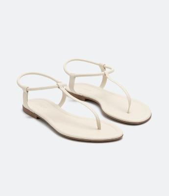 Sandália Rasteira Fio com Fechamento Elástico