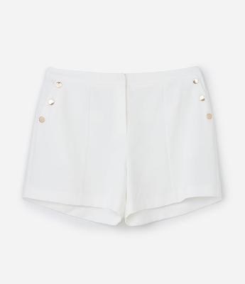 Bermuda em Crepe com Detalhe de Botões nos Bolsos Curve & Plus Size