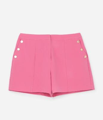 Bermuda em Crepe com Detalhe de Botões nos Bolsos Curve & Plus Size