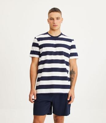 Pijama Curto em Meia Malha com Estampa Listrada