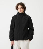 Jaqueta com Capuz Gola Alta e Recortes - 1