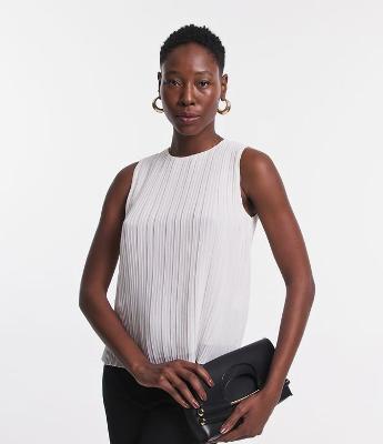 Blusa Sem Manga em Chiffon Plissado