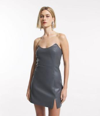 Vestido Curto Tomara Que Caia em Material Sintético com Fenda