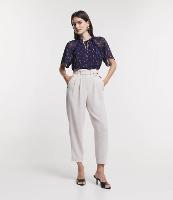 Calça Cenoura Texturizada com Cinto e Cós Elástico - 1