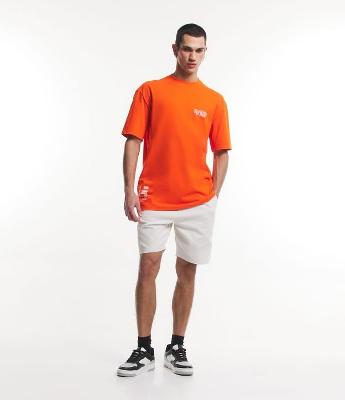 Bermuda Slim em Sarja com Cós Elástico e Bolsos
