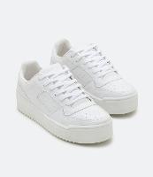 Tênis Cano Baixo com Recortes e Sola Texturizada - 1