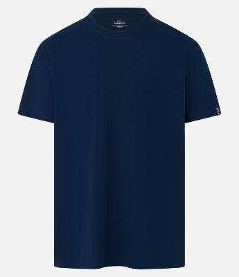 Camiseta Comfort Básica em Malhão com Etiqueta na Manga