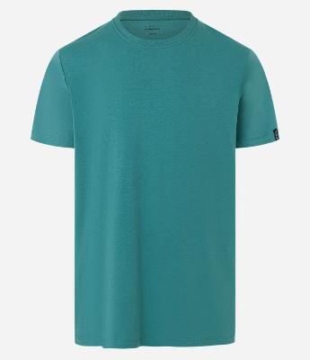 Camiseta Comfort Básica em Malhão com Etiqueta na Manga