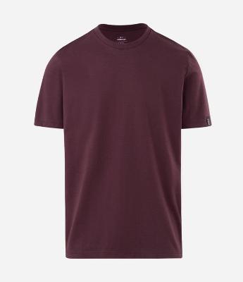 Camiseta Comfort Básica em Malhão com Etiqueta na Manga