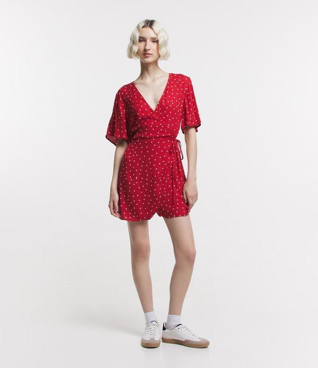 Macaquinho em Viscose com Transpasse e Poás Estampados - 1