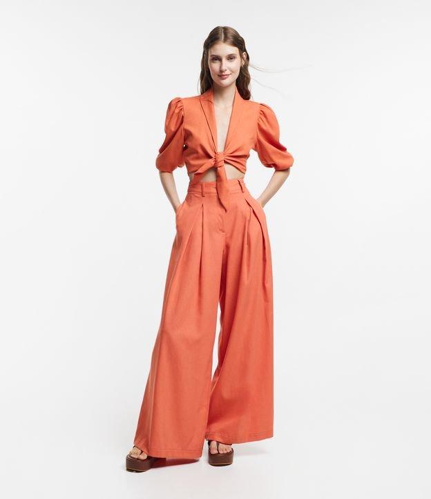 Calça Pantalona em Linho Maxi com Fendas - 1