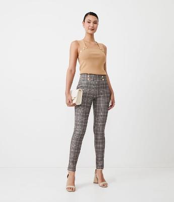 Calça Legging com Botões no Cós e Estampa Xadrez