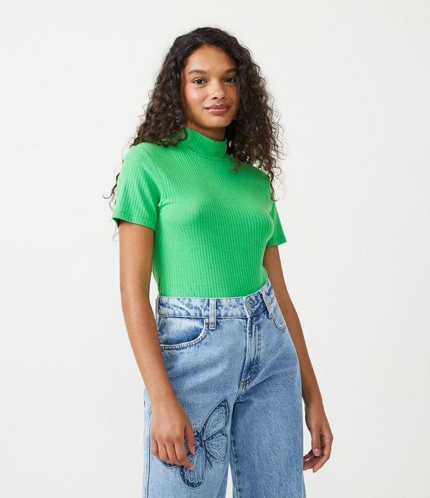 Blusa Curta em Ribana com Golinha Alta e Manga Curta - 1