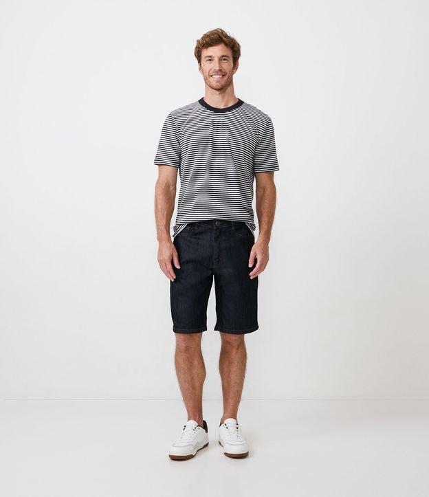 Bermuda Slim Jeans com Elastano e Pesponto Contrastante - 1