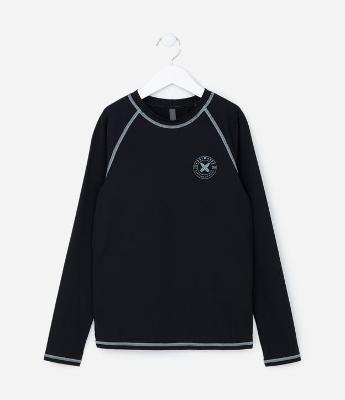 Camiseta Infantil com Proteção UV Estampa Surfing School - Tam 5 a 14 anos