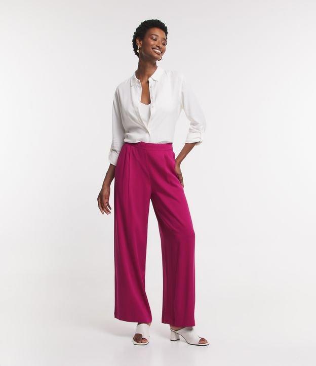 Calça Pantalona em Viscose com Cós Elástico nas Costas - 1