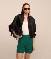 Short Alfaiatado Cintura Alta com Pences e Bolsos - 2