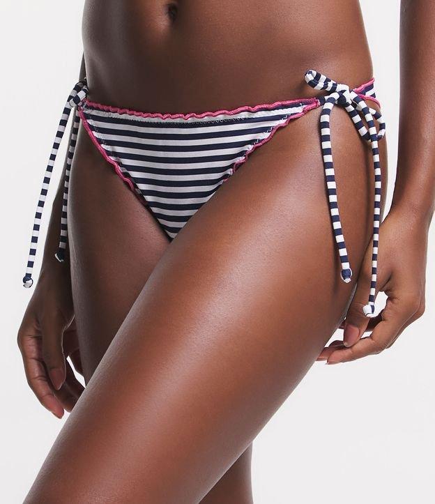 Biquíni Calcinha Lacinho em Poliamida com Estampa Listrada e Frufru na Borda - 1