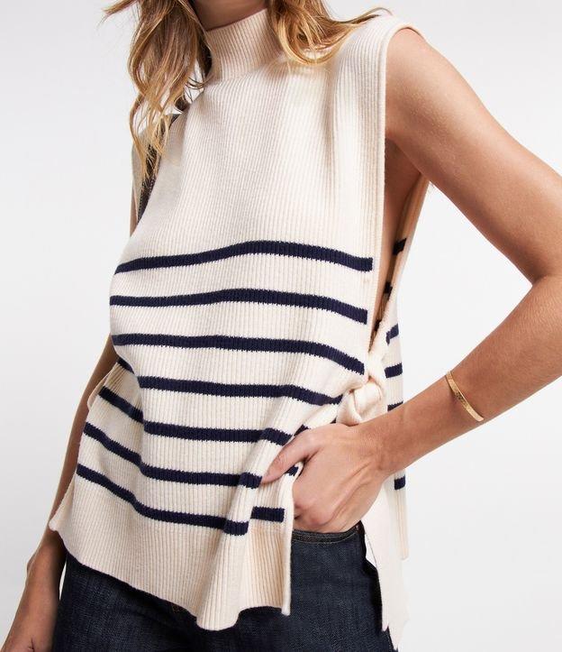 Colete Longo em Tricô Canelado e Listrado com Amarrações - 2