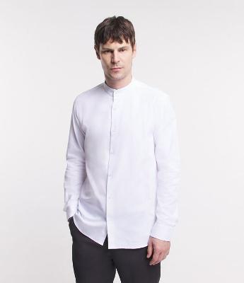 Camisa Regular Básica em Oxford com Gola Padre