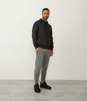 Calça Jogger Esportiva em Moletom Tecnológico