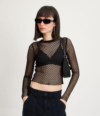 Blusa Cropped em Textura de Tela e Manga Longa