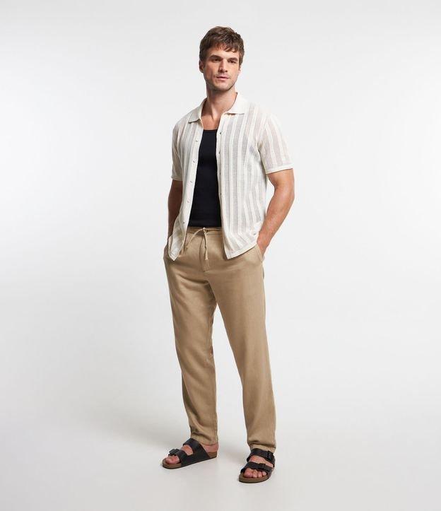 Calça em Linho com Pregas no Cós - 2