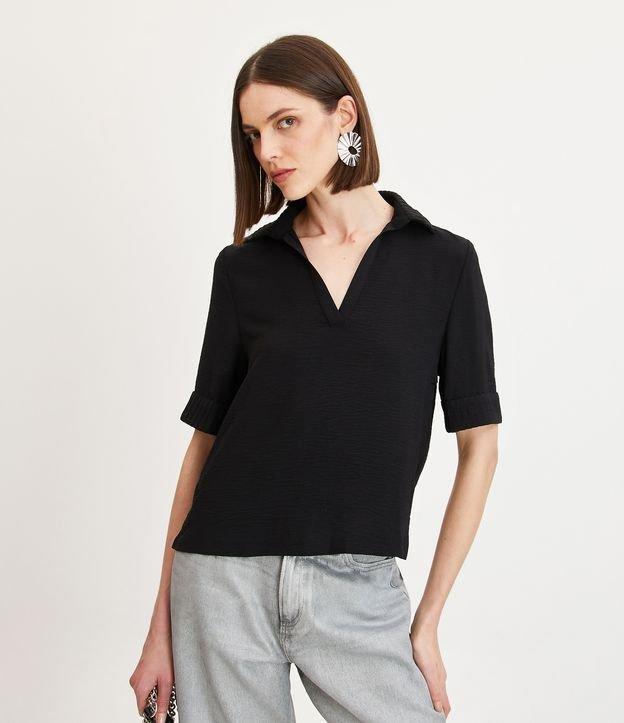 Blusa Manga Curta Airflow com Colarinho Texturizado - 1