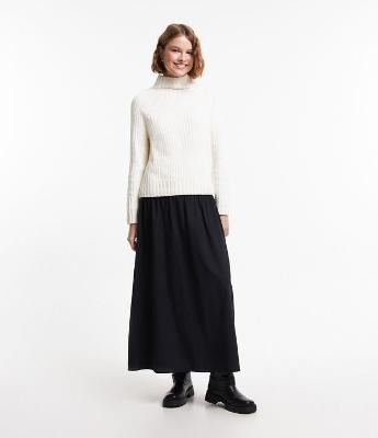 Saia New Midi em Tricoline com Pala Larga