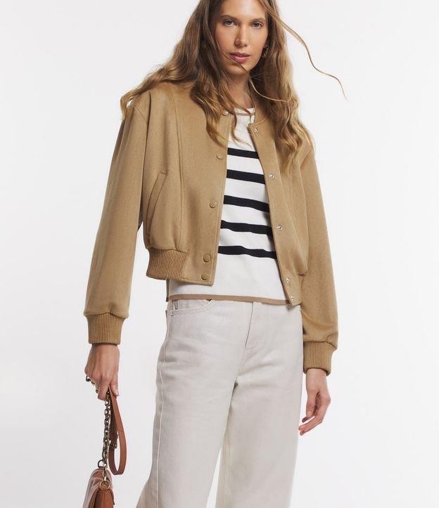Jaqueta Bomber em Suede com Barras Ajustadas e Recortes - 1