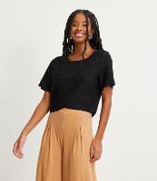 Blusinha Cropped em Viscose com Barra Transpassada - 1
