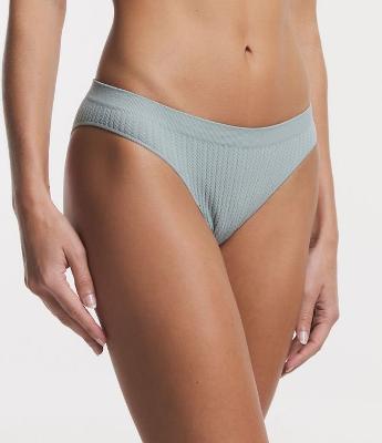 Calcinha Biquíni em Poliamida com Lateral Média e Textura Canelada