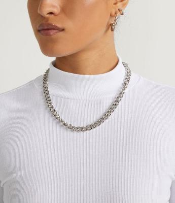 Blusa em Algodão com Manga Longa e Gola Alta