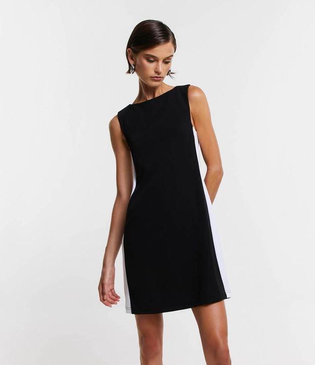 Vestido Curto em Crepe Sem Manga e Recorte Lateral - 1