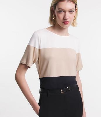 Blusa em Viscose com Bloco de Cor