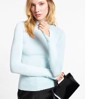 Blusa Básica em Tricô com Golinha Alta - 1