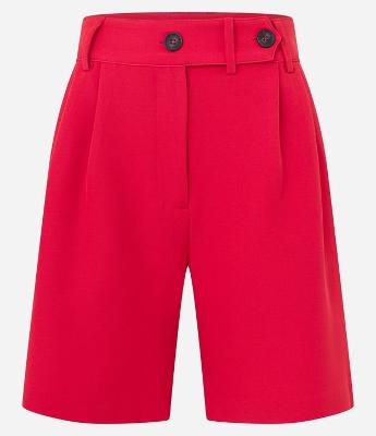 Bermuda Alfaiatada com Pregas e Fechamento Transpassado