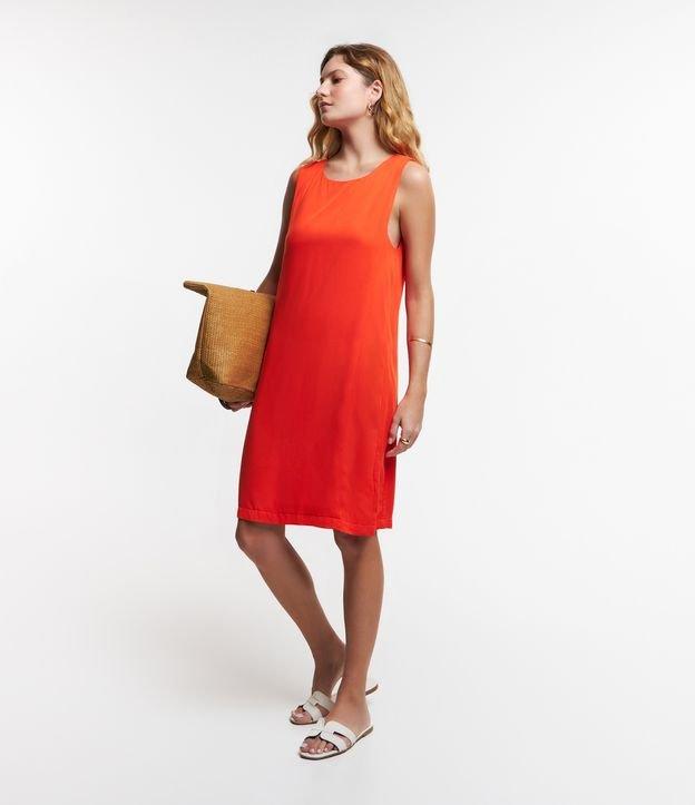 Vestido em Viscolinho com Alça Larga e Fechamento em Zíper nas Costas - 3