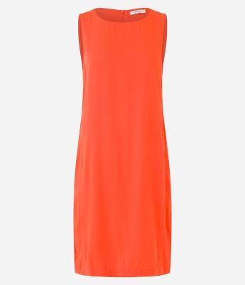 Vestido em Viscolinho com Alça Larga e Fechamento em Zíper nas Costas