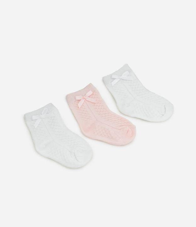 Kit com 3 Meias Bebê Texturizada - Tam 0 a 12 meses - 3