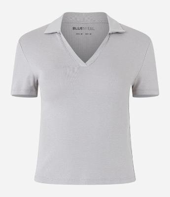 Blusa Polo Cropped em meia malha e Manga Curta